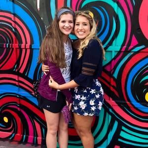 Meet your Posher, Noelle